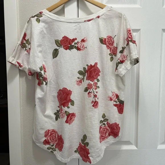 Floral V-Neck Women's Top - White and Red - Picture 3 of 5
